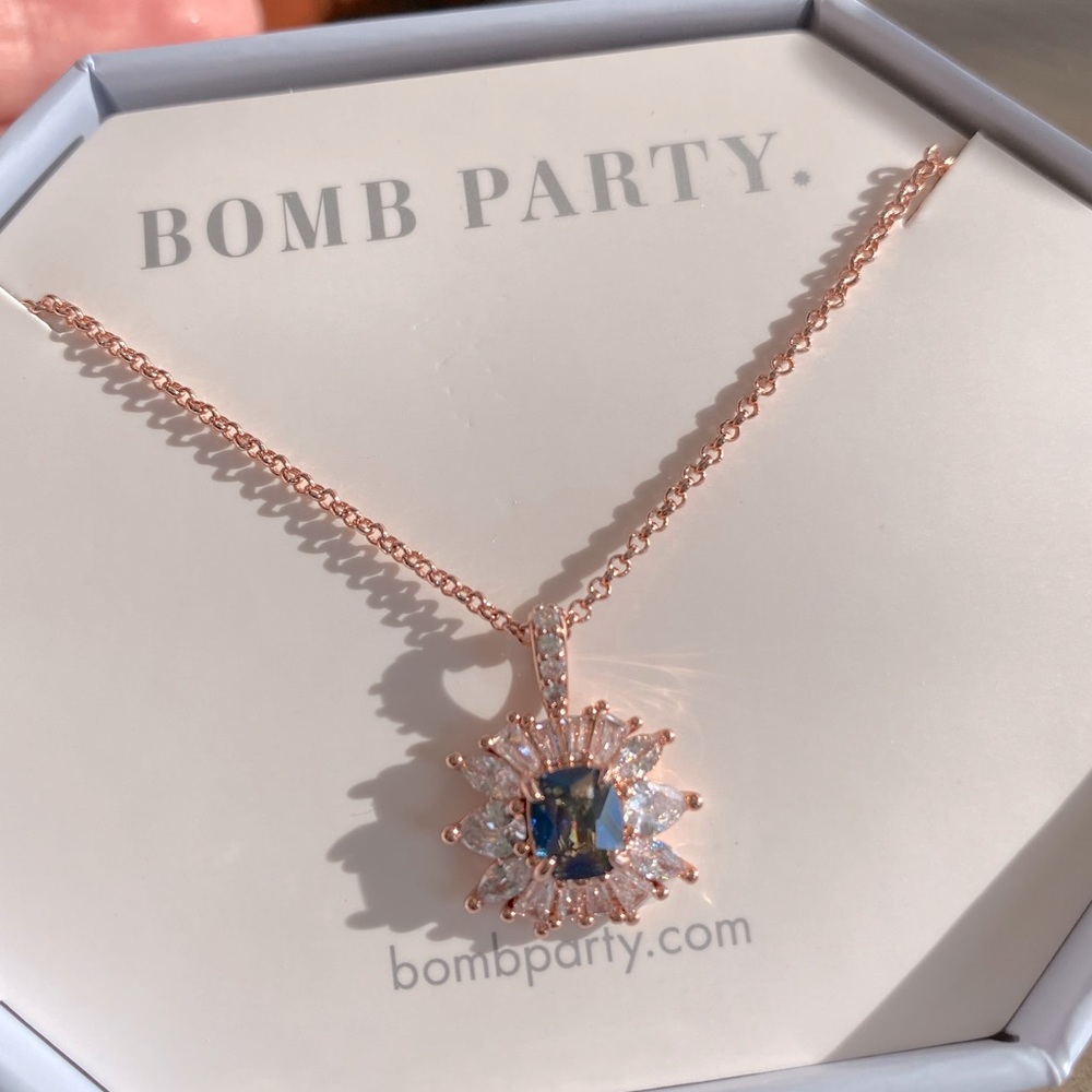 Bomb Party Sapphire Necklace
